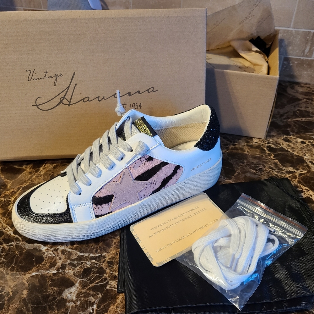 NEW Vintage Havana Clyde sneakers